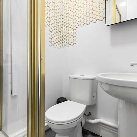 Apartment Chic In The Heart Of Birmingham's Jewellery Quarter Birmingham