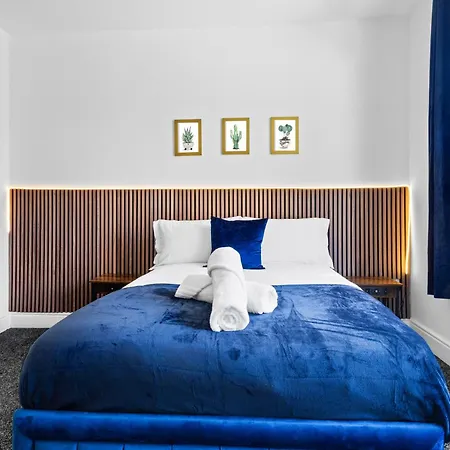 Chic In The Heart Of Birmingham's Jewellery Quarter